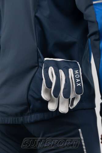  Moax W Cross . (,  6)