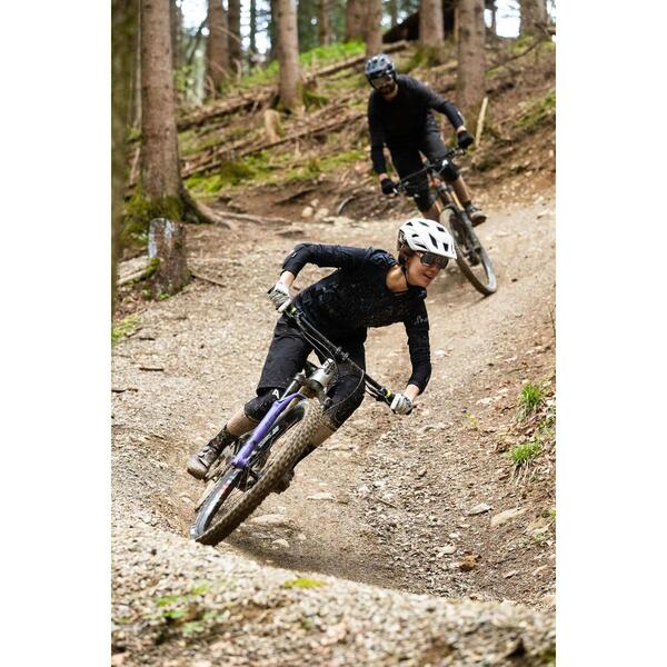  Alpina Bonfire (,  3)