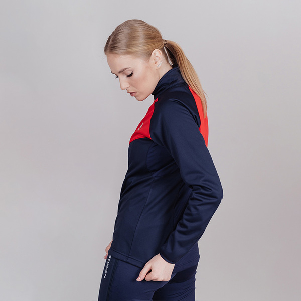 Разминочная куртка NordSki W Premium SoftShell женская т.син/красный (вид 1) Разминочная куртка NordSki W Premium SoftShell женская т.син/красный (фото, вид 1)