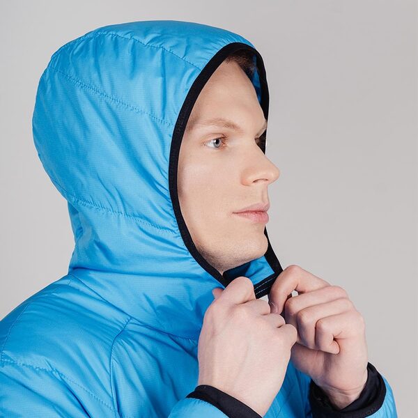 Разминочная куртка NordSki M Hybrid Warm Light мужская син/черный (вид 1) Разминочная куртка NordSki M Hybrid Warm Light мужская син/черный (фото, вид 1)