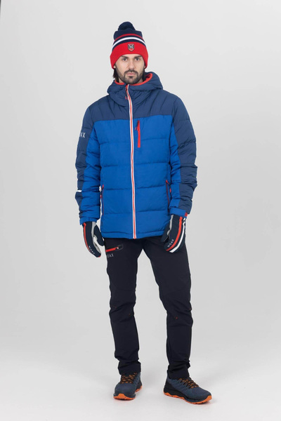   Moax M Club Team   (,  8)