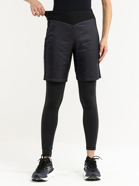   Moax W Laura  (,  3)