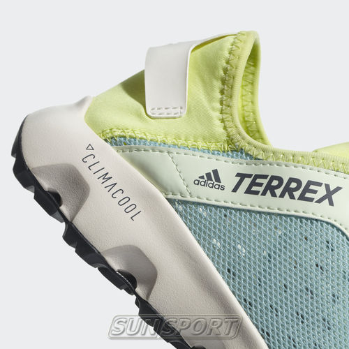   Adidas W Terrex CC Voyager Sleek  . (,  5)